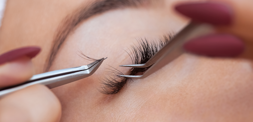 Bloom Lash Co. 97401