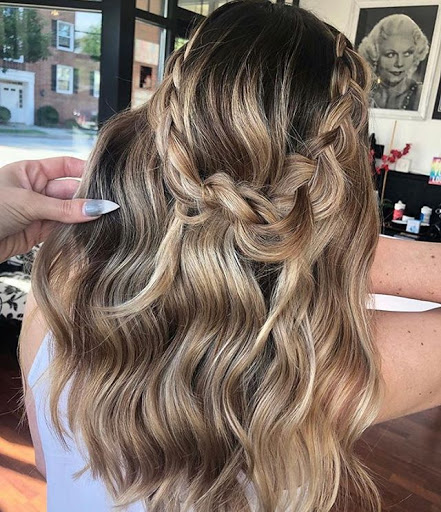 Beauty Salon «Get Dolled Up Beauty lounge», reviews and photos, 4312 N Oakland Ave, Shorewood, WI 53211, USA