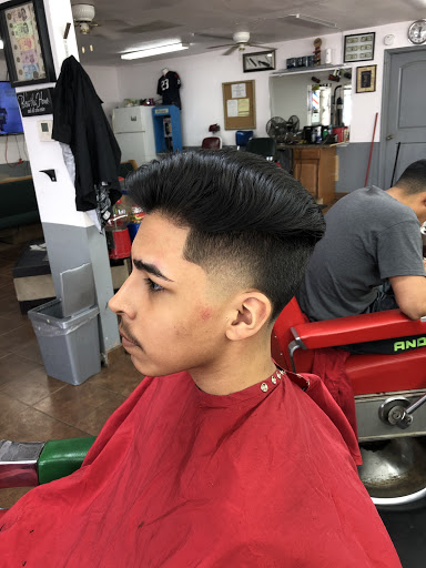 Barber Shop «El Travieso Barbershop», reviews and photos, 1305 Aldine Mail Rte Rd, Houston, TX 77039, USA