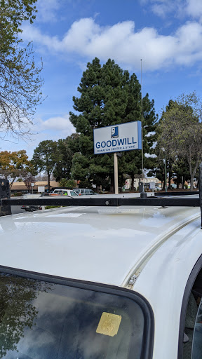 Thrift Store «Goodwill of Silicon Valley», reviews and photos, 855 E El Camino Real, Mountain View, CA 94040, USA