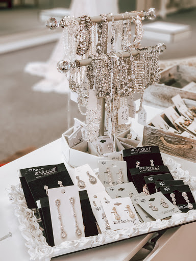 Bridal Shop «GARNET + grace Bridal Boutique», reviews and photos, 15334 Whittier Blvd #10, Whittier, CA 90603, USA