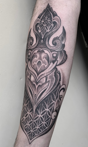 Explore henna foot tattoo ideas, creative tattoo ideas in Saint Petersburg, available at Buku Tattoo Studio