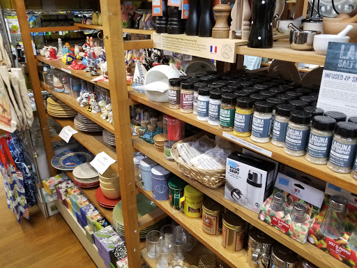 Hardware Store «Coast Hardware», reviews and photos, 240 Broadway St, Laguna Beach, CA 92651, USA