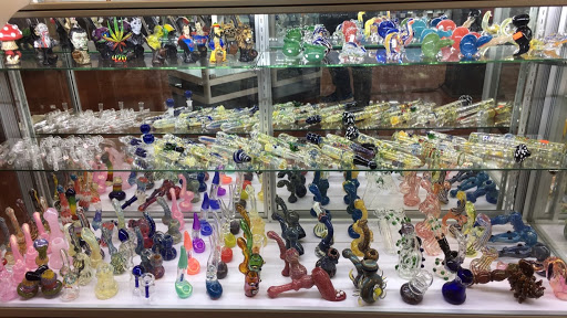 Tobacco Shop «Vape A Hookah Vape & Smoke Shop», reviews and photos, 1118 N Recker Rd #111, Mesa, AZ 85205, USA