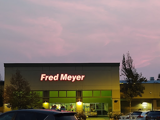 Grocery Store «Fred Meyer», reviews and photos, 7700 SW Beaverton Hillsdale Hwy, Portland, OR 97225, USA
