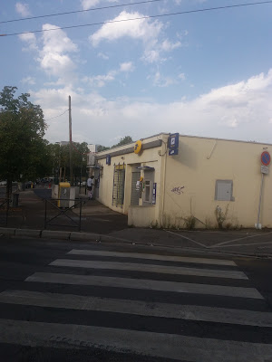 La Banque Postale à Vaulx-en-Velin