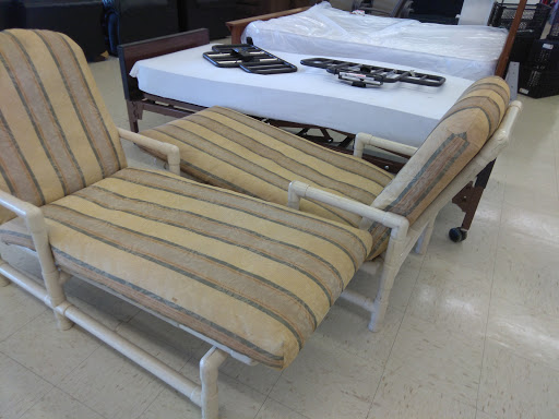 Shopping Mall «Freedom Village Shopping Center», reviews and photos, 1039 Alleghany St, Charlotte, NC 28208, USA