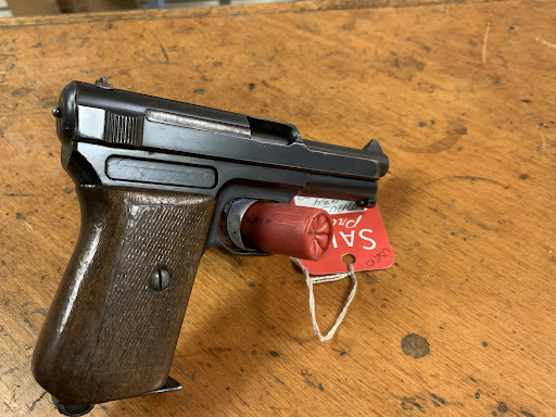 Gun Shop «Bergen Sporting Goods», reviews and photos, 649 Bergen Blvd, Ridgefield, NJ 07657, USA