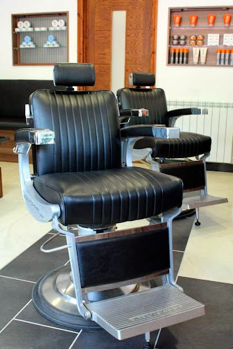 Comments and reviews of Long Ashton Barbering Co.