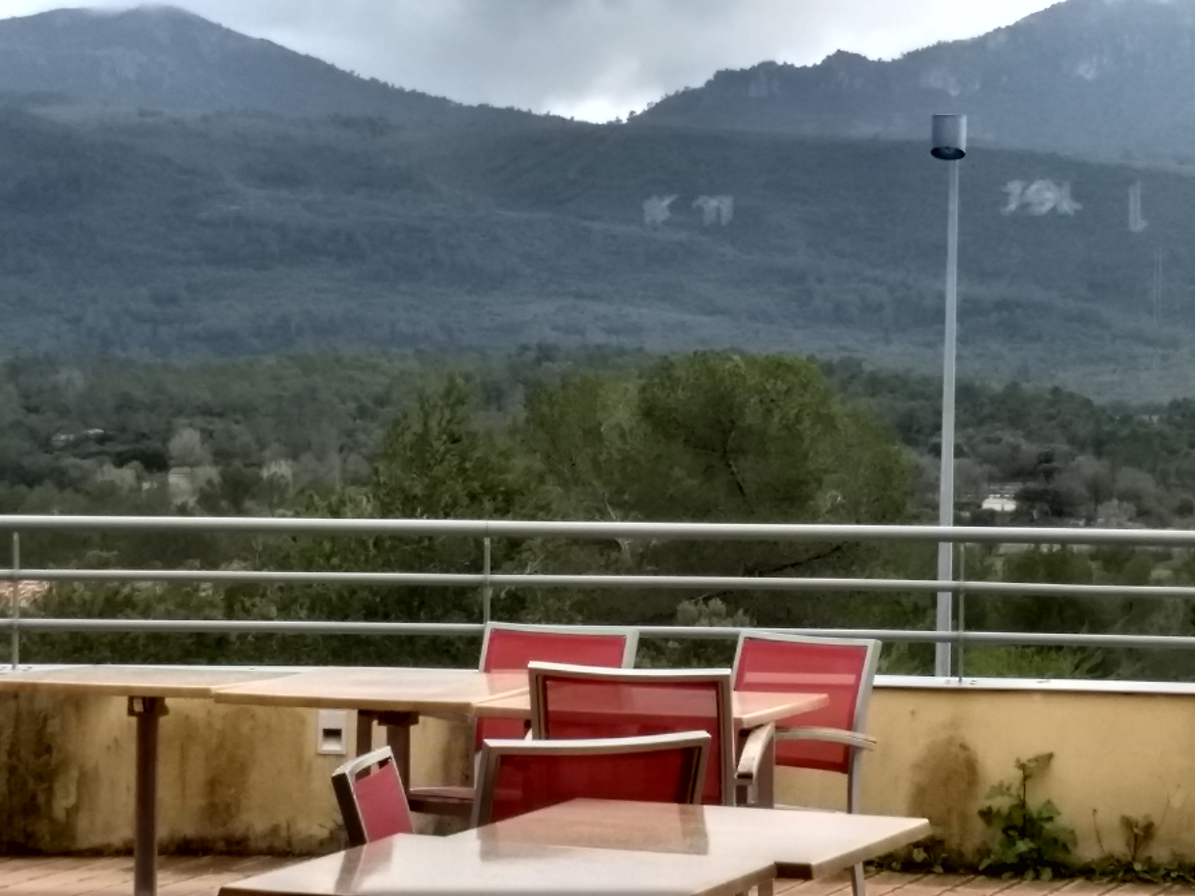 Photo n° 1 de l'avis de Navid.n fait le 14/04/2018 à 05:48