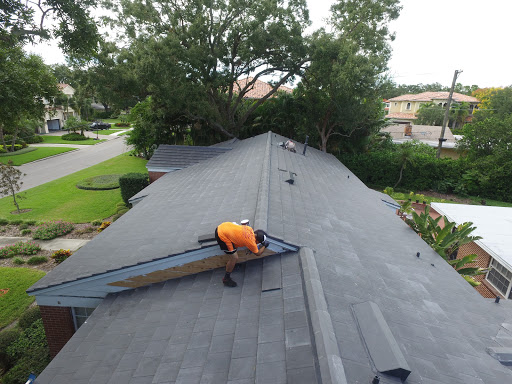 Roofing Contractor «Alvarez Home Repairs, LLC», reviews and photos, 13101 Automobile Blvd, Clearwater, FL 33762, USA