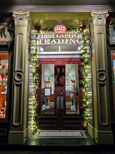 First Capitol Trading Collectibles and Gifts, 207 S Main St, St Charles, MO 63301, USA, 