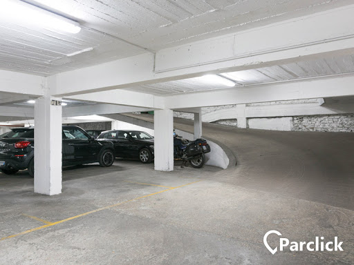 Parking sur réservation Saint-Charles