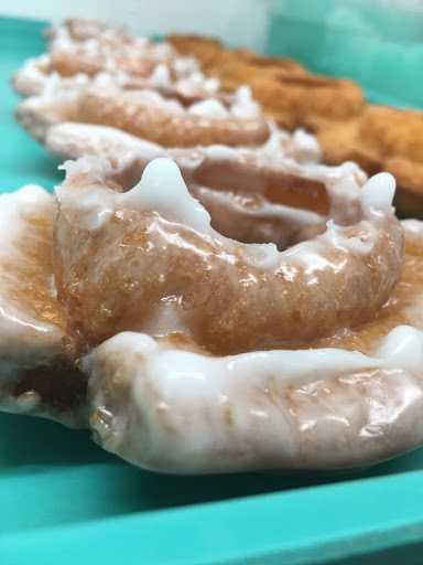 Donut Shop «Daylight Donuts Supershop», reviews and photos, 3121 S Yale Ave, Tulsa, OK 74135, USA