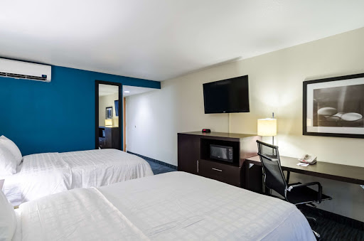 Hotel «Clarion Hotel & Aqua Lagoon Waterpark», reviews and photos, 1080 Riverdale St, West Springfield, MA 01089, USA