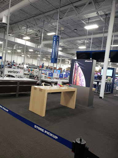 Electronics Store «Best Buy», reviews and photos, 871 E Lancaster Ave, Downingtown, PA 19335, USA