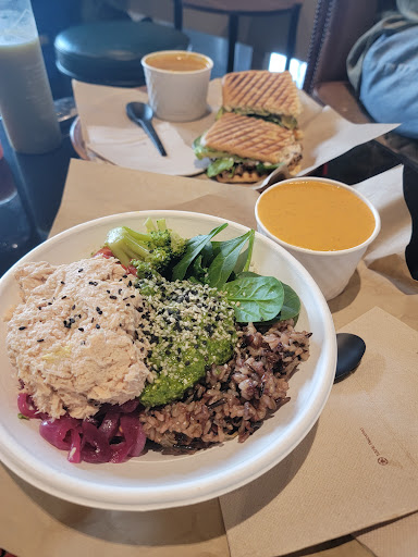Organic Restaurant «Dr Smood - Wynwood Organic Cafe», reviews and photos, 2230 NW 2nd Ave, Miami, FL 33127, USA