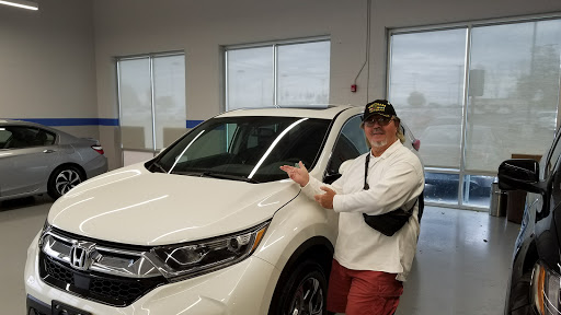 Honda Dealer «Ralph Honda», reviews and photos, 3939 W Ridge Rd, Rochester, NY 14626, USA
