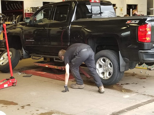 Tire Shop «Discount Tire Store - Coon Rapids, MN», reviews and photos, 12921 Riverdale Dr NW a, Coon Rapids, MN 55448, USA