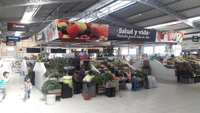 Verduras y Frutas Mercado Municipal de la Kennedy