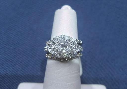 Jewelry Store «Premier Jewelers», reviews and photos, 9810 Baymeadows Rd #11, Jacksonville, FL 32256, USA