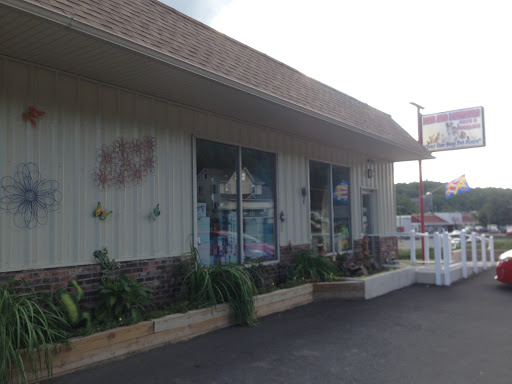 Pet Store «Fins And Feathers», reviews and photos, 222 Willow Ave, Honesdale, PA 18431, USA
