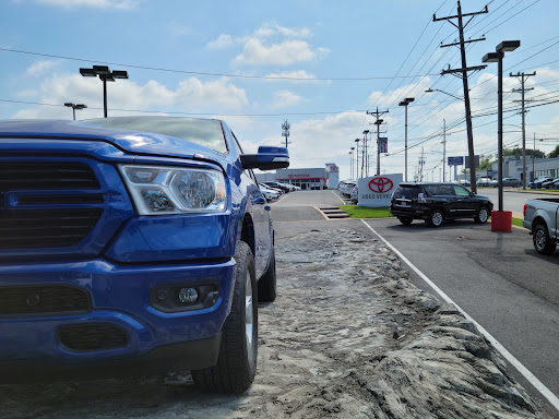 Toyota Dealer «Newark ToyotaWorld», reviews and photos, 230 E Cleveland Ave, Newark, DE 19711, USA