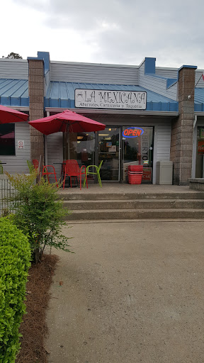 Mexican Grocery Store «LA MEXICANA», reviews and photos, 332 Willowbend Rd, Peachtree City, GA 30269, USA