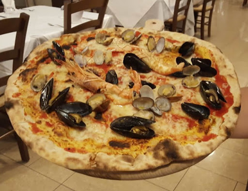 Pizzeria 