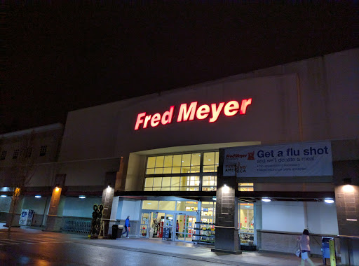 Grocery Store «Fred Meyer», reviews and photos, 17667 NE 76th St, Redmond, WA 98052, USA
