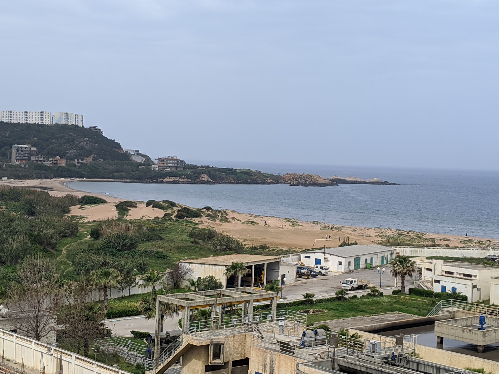 Φωτογραφία του Plage Zaway Rabta και η εγκατάσταση