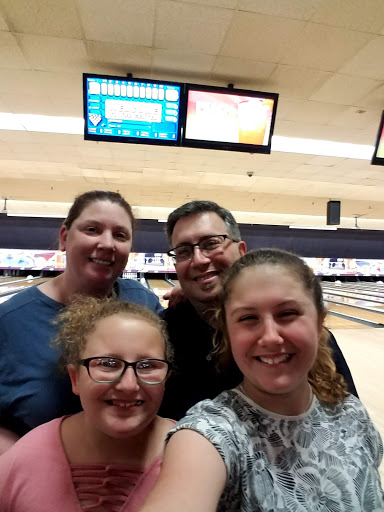Bowling Alley «AMF Cranston Lanes», reviews and photos, 1450 Elmwood Ave, Cranston, RI 02910, USA