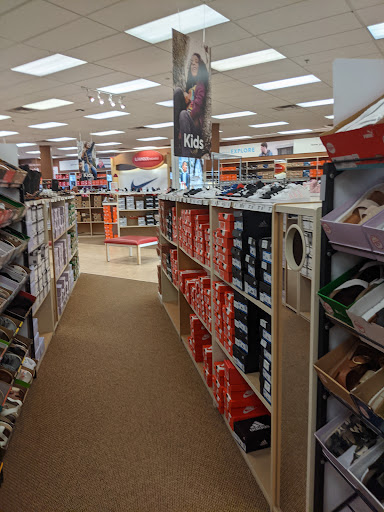 Shoe Store «Famous Footwear», reviews and photos, 19075 I-45, Conroe, TX 77385, USA