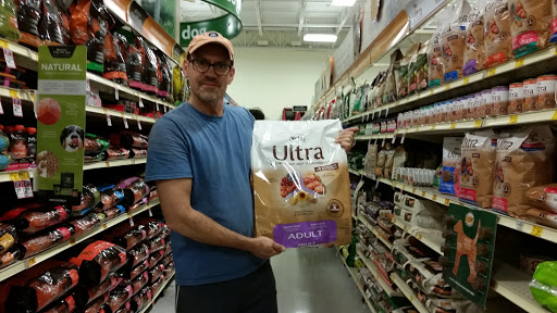 Pet Supply Store «PetSmart», reviews and photos, 8315 SW Jack Burns Blvd, Wilsonville, OR 97070, USA