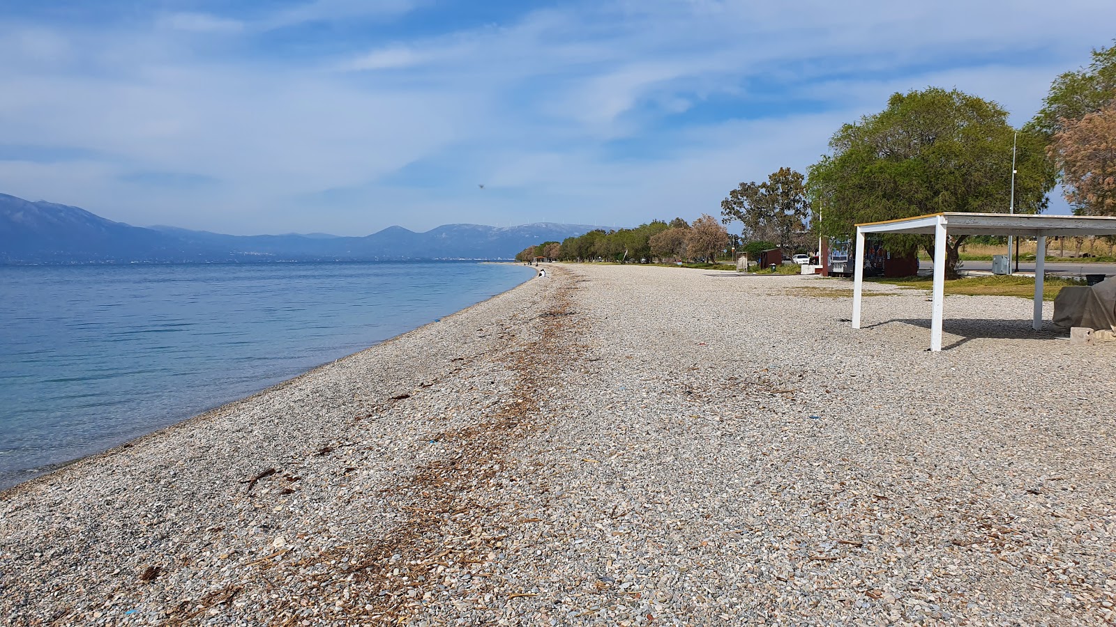 Foto von Paralia Markopoulou II mit beiger kiesel Oberfläche