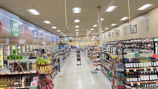 Liquor Store «9th Ave. Liquor Warehouse», reviews and photos, 750 9th Ave, Longmont, CO 80501, USA