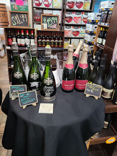 Liquor Store «Town Center Wine And Spirit Liquor Store», reviews and photos, 6401 America Blvd #110, Hyattsville, MD 20782, USA