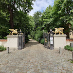 Photo n°3 de l'avis de A.u fait le 18/07/2022 à 16:42 sur le  Château de Glienicke à Berlin