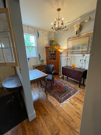 Farmers Insurance - Julie Jungwirth-Bretoi