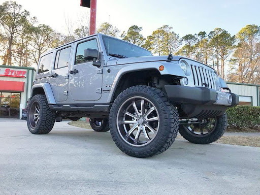 Auto Body Shop «Vab Collision», reviews and photos, 6911 Distribution Ave S, Jacksonville, FL 32256, USA