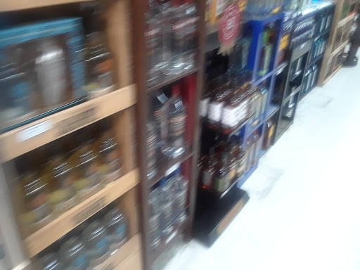 Liquor Store «Beaverton Liquor», reviews and photos, 11423 SW Beaverton Hillsdale Hwy, Beaverton, OR 97005, USA