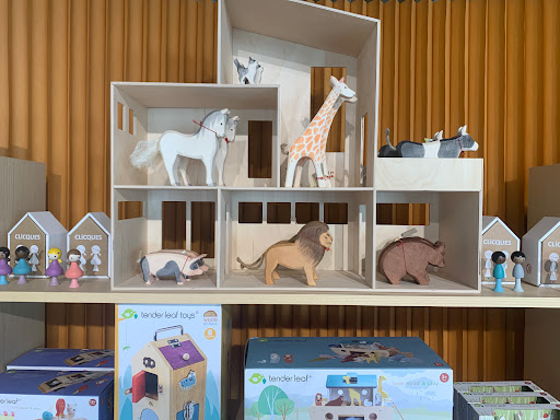 Toy Store «Norman & Jules Toy Shop», reviews and photos, 158 7th Ave, Brooklyn, NY 11215, USA