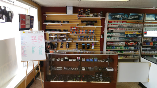 Tobacco Shop «Smoker Friendly Tobacco & Vape #28», reviews and photos, 7640 S Meridian St, Indianapolis, IN 46217, USA