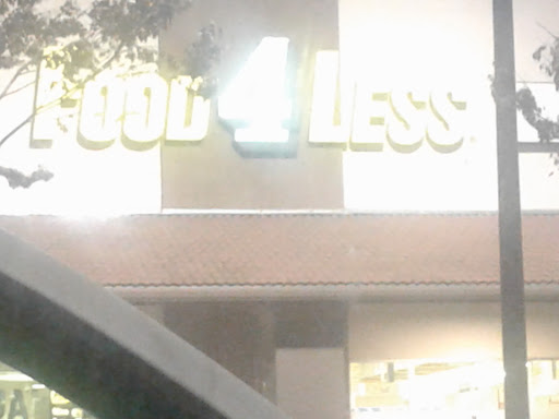 Grocery Store «Food 4 Less», reviews and photos, 2025 N Dinuba Blvd, Visalia, CA 93291, USA