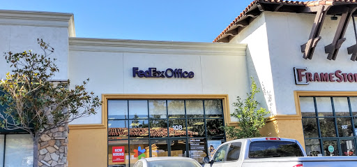 Print Shop «FedEx Office Print & Ship Center», reviews and photos, 111 S Westlake Blvd Suite 108, Westlake Village, CA 91362, USA