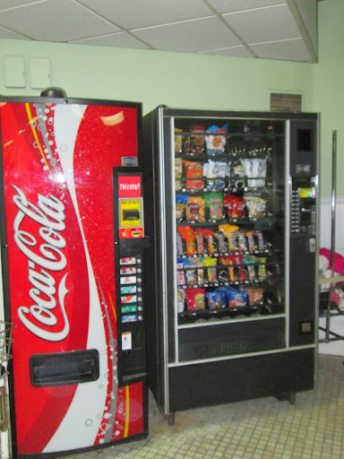 Laundromat «EZ Laundromat», reviews and photos, 282 E Main St, Marlborough, MA 01752, USA