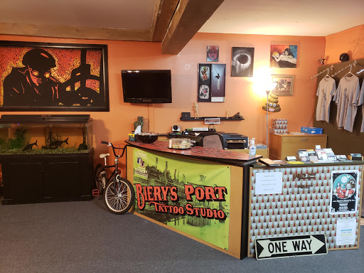 Explore men's knuckle tattoo ideas, creative tattoo ideas in Catasauqua, available at Bierys Port Tattoo Studio