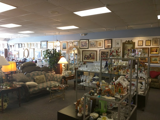 Consignment Shop «Twice New Consignments», reviews and photos, 1022 W Silver Lake Rd, Fenton, MI 48430, USA