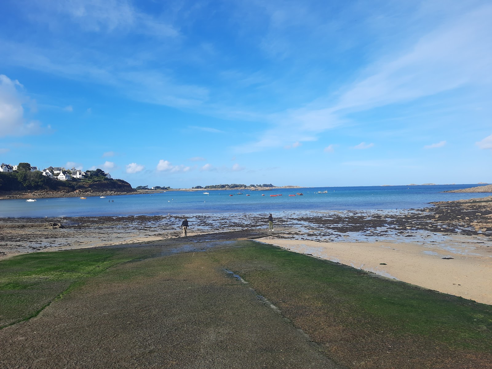 Fotografija Plage du Clouet in naselje