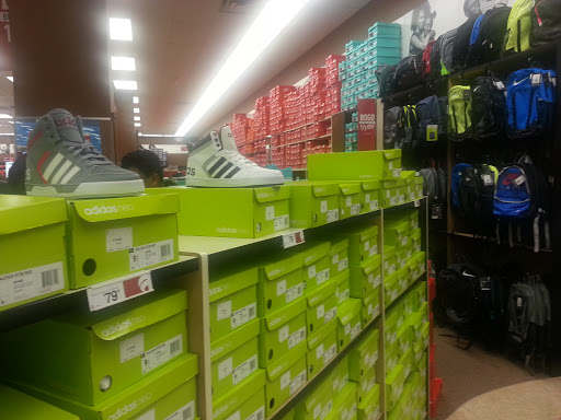 Shoe Store «Famous Footwear», reviews and photos, 1515 US-22 #42, Watchung, NJ 07069, USA